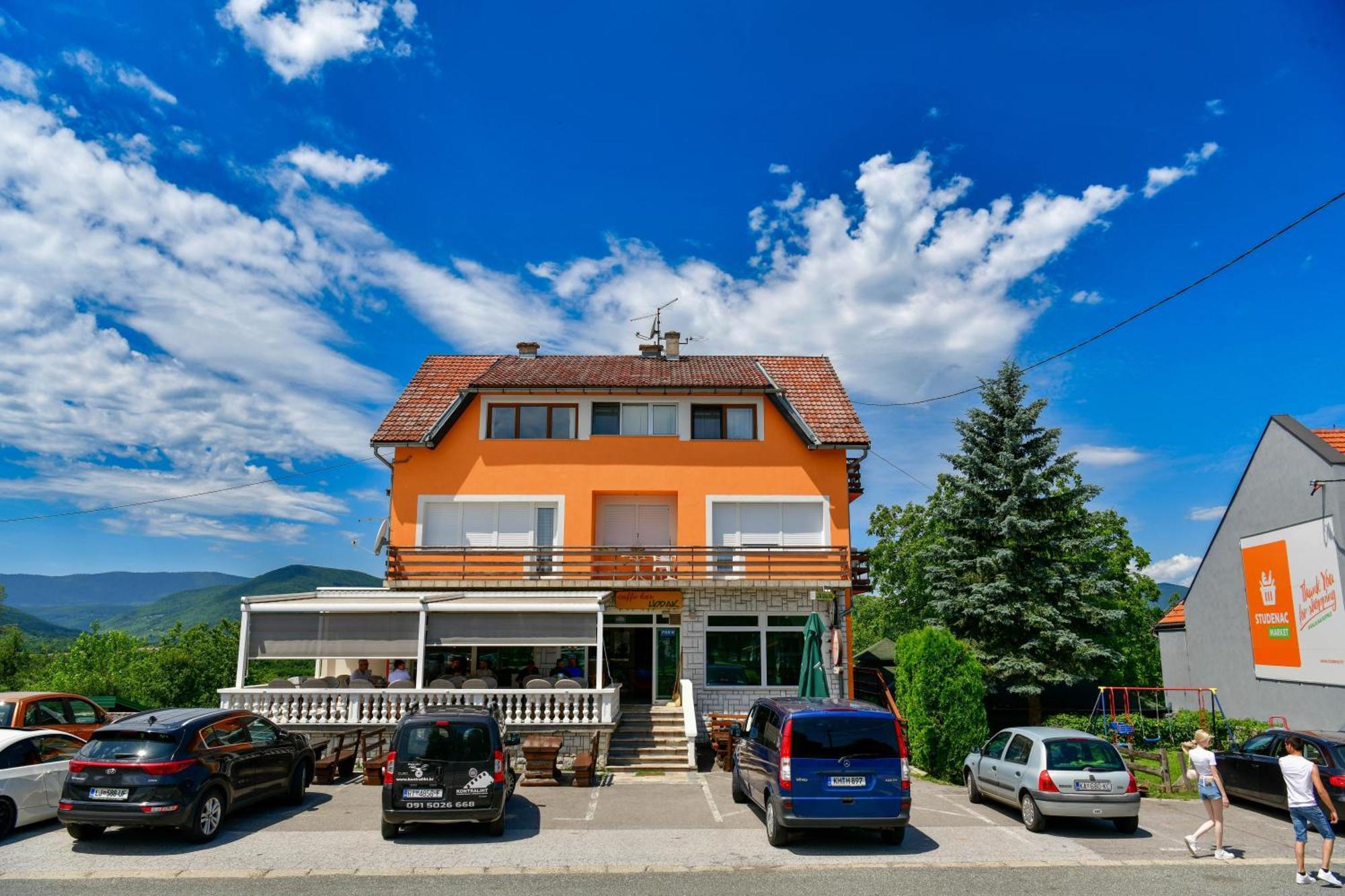 Room Jana Rakovica Exterior foto